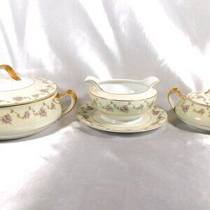 Thun Covered Vegetable Bowl, Gravy Boat and Covered Sugar Bowl # 22638